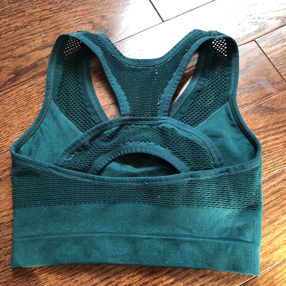New Balance Sports Bra - Picture 2 of 3